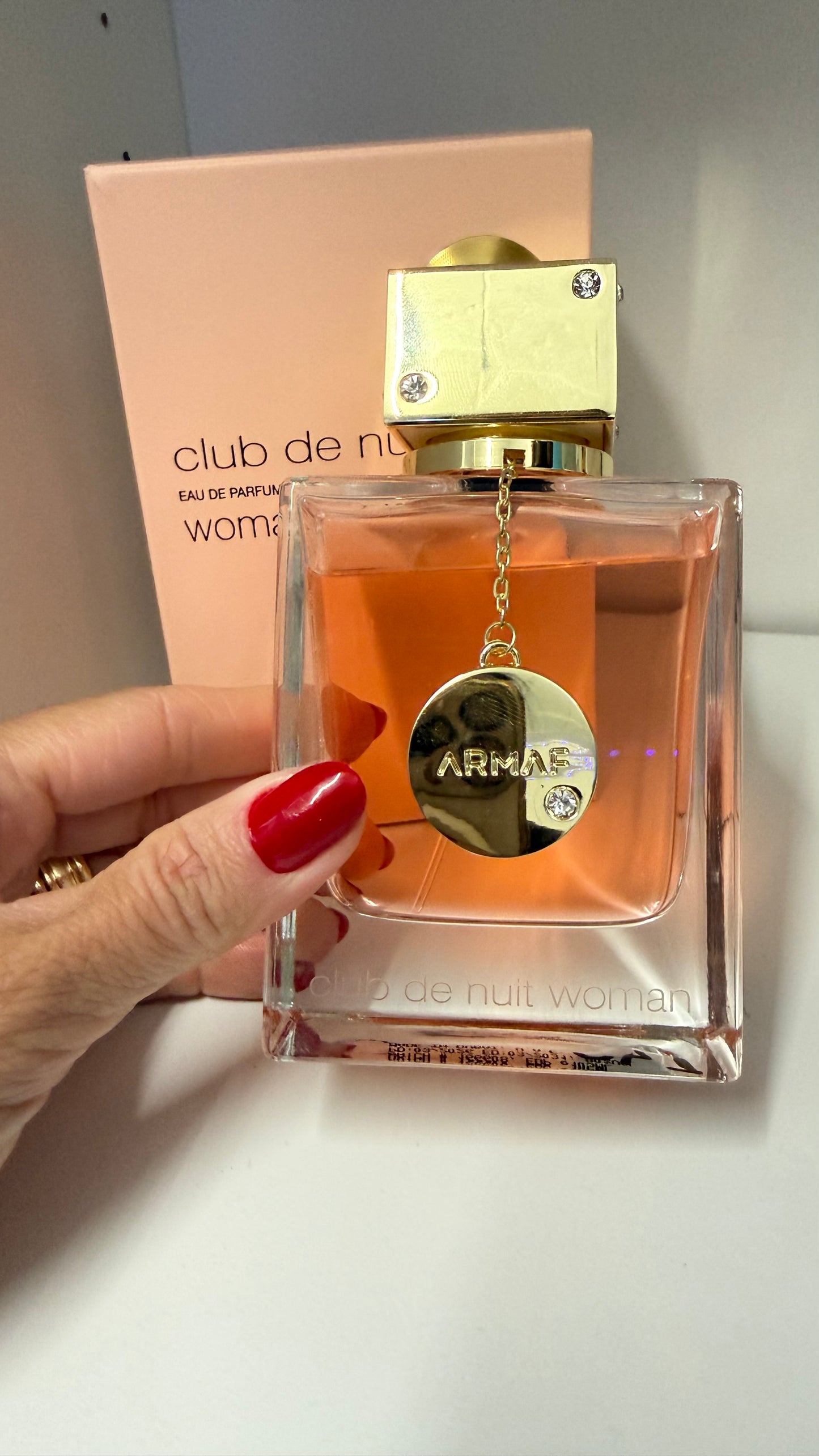 Club de Nuit Woman Eau de Parfum 105ml – Armaf