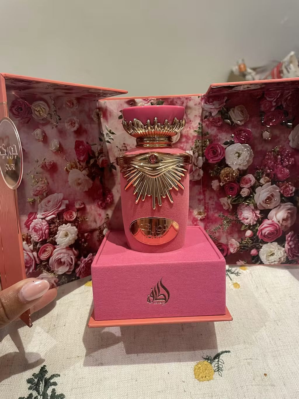 Jouri Eau de Parfum 100ml – Lattafa